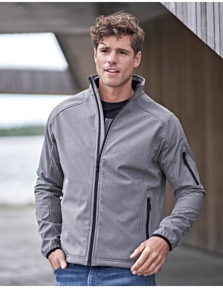 Lightweight Performance Softshell5