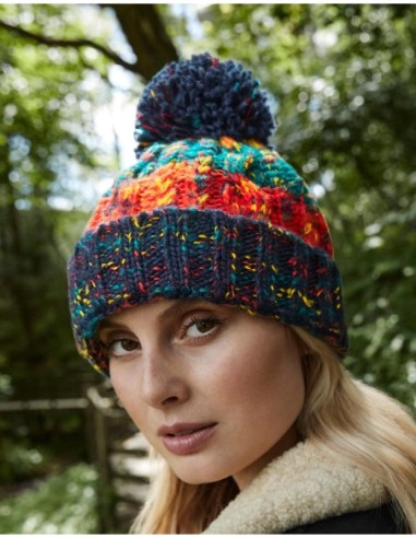 Corkscrew Pom Pom Beanie12