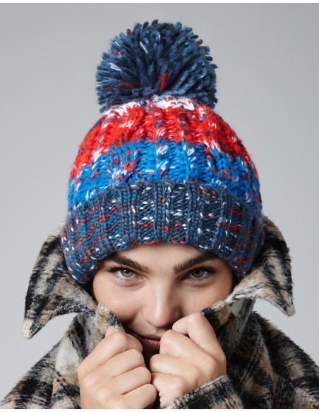 Corkscrew Pom Pom Beanie15