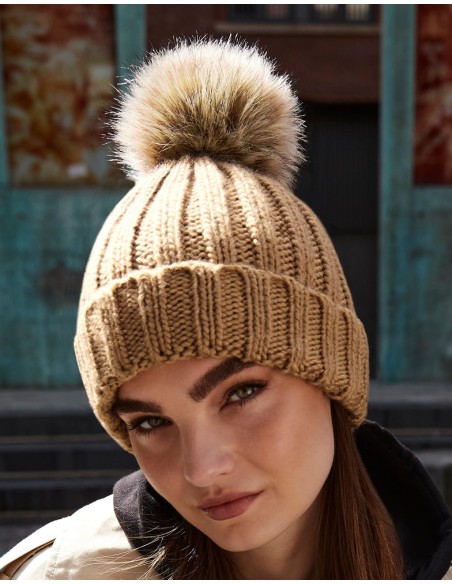Fur Pop Pom Chunky Beanie9