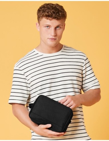 Recycled Essentials Wash Bag5