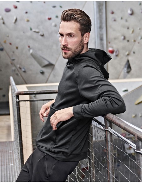 Performance Hoodie3