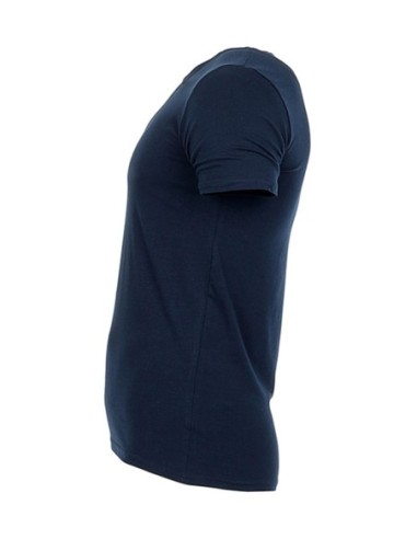Clive V-neck8