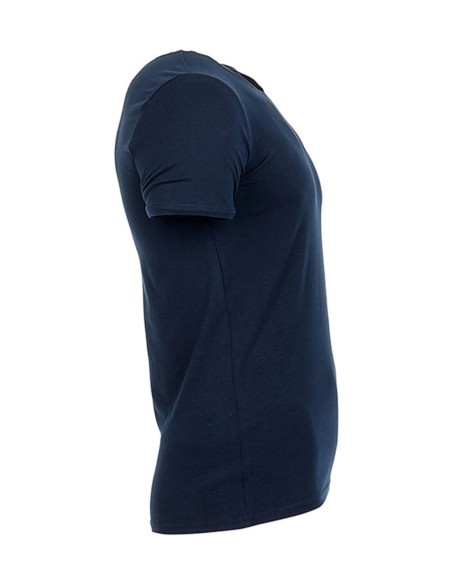 Clive V-neck10