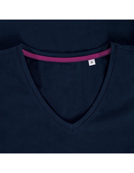 Clive V-neck11