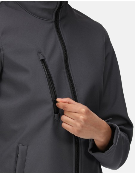 Womens Ablaze 3-Layer Softshell10