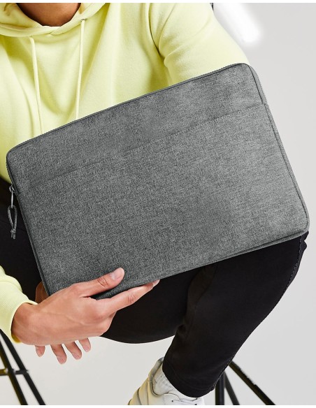 Essential 15" Laptop Case2