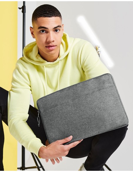 Essential 15" Laptop Case3