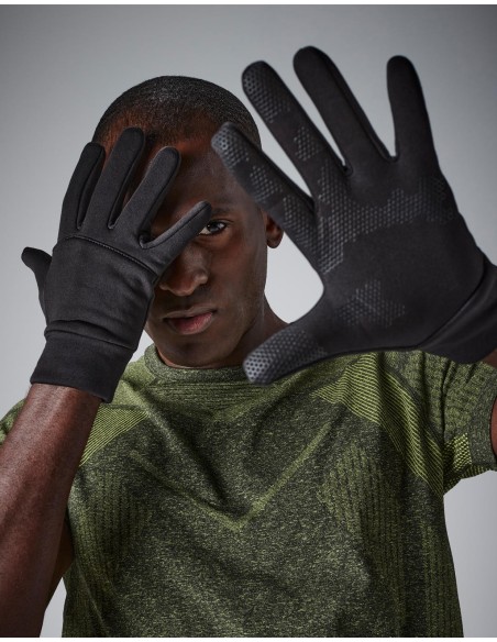 Softshell Sports Tech Gloves3