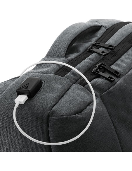 Q-Tech Charge Convertible Backpack7