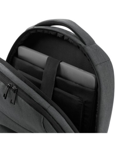 Q-Tech Charge Convertible Backpack8