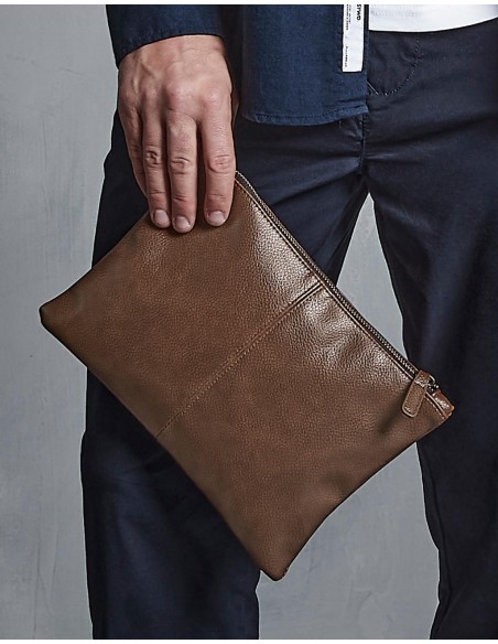 NuHide™ Accessory Pouch2