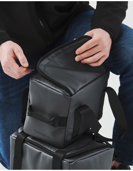 Tundra 12 Can Cooler Pack2