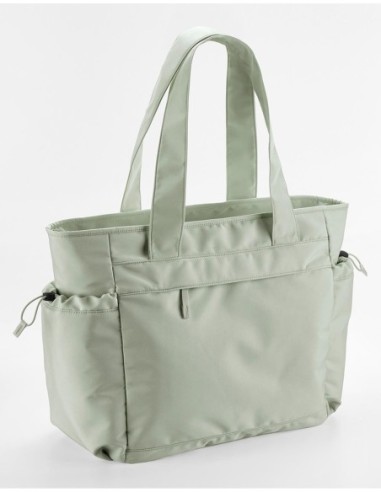 Studio Oversized Tote0