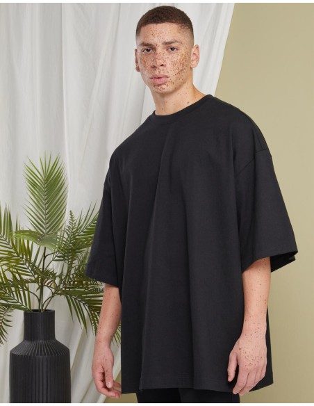 Huge Tee4