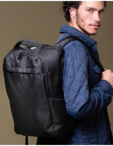 Davos Essential Laptop Backpack1