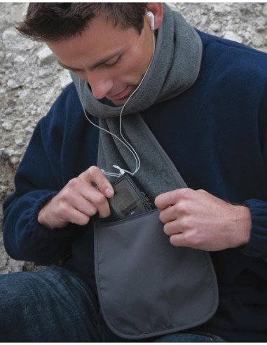 Fleece Scarf with Pocket4