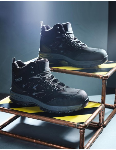 Mudstone Safety Hiker2