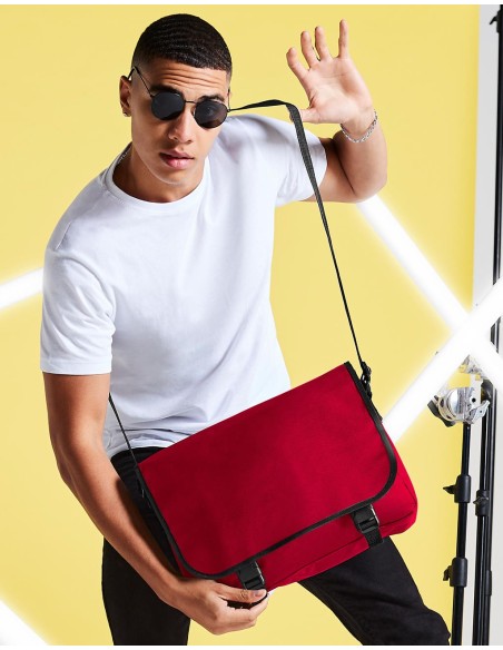 Messenger Bag9