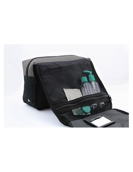 Bristol Toiletry Bag8