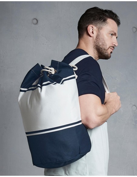 Canvas Duffle2
